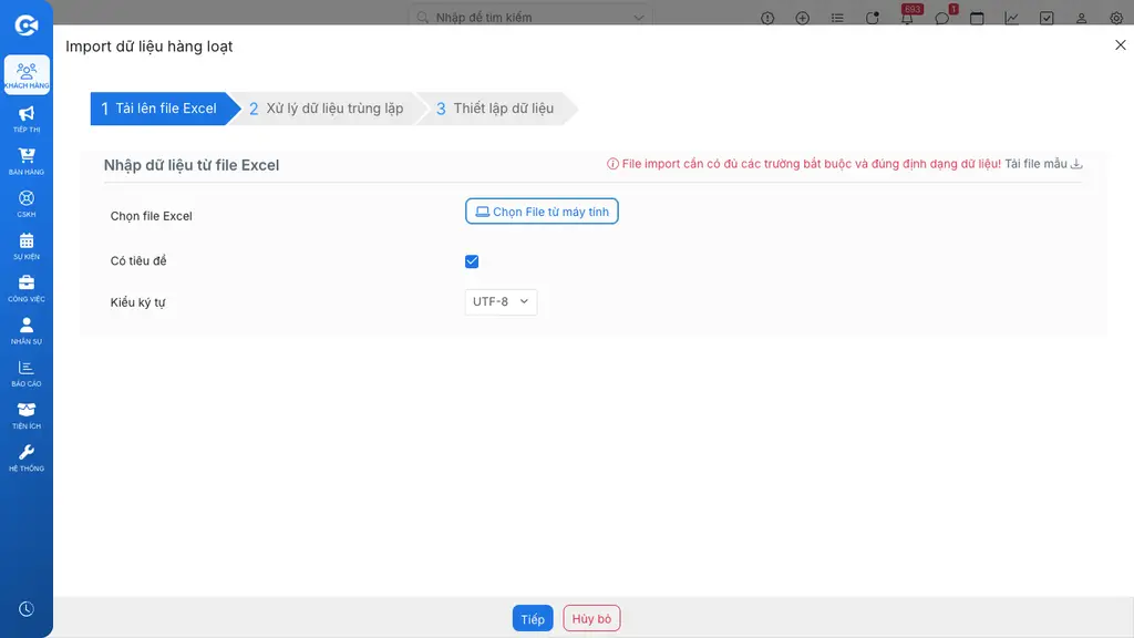 Màn hình 'Tải lên file Excel' trong quy trình Import — chọn file, kiểu ký tự, tick Có tiêu đề