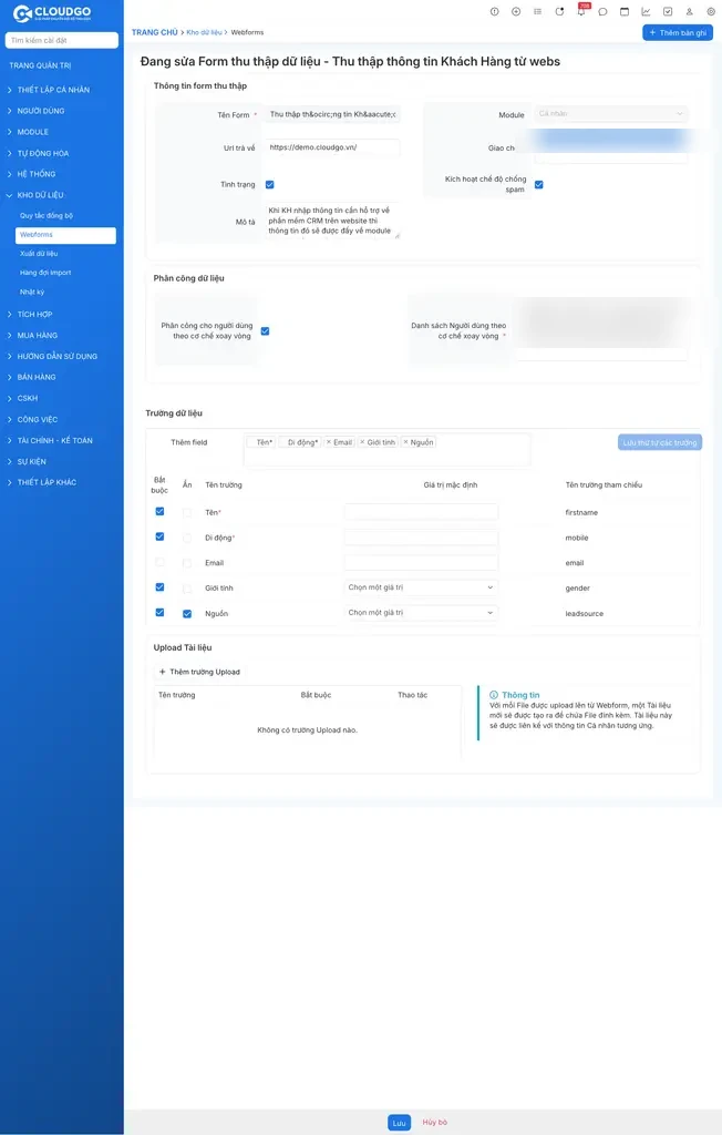 Màn hình chi tiết Webform với đầy đủ các nhóm: Thông tin form thu thập, Phân công dữ liệu, Trường dữ liệu, Upload tài liệu
